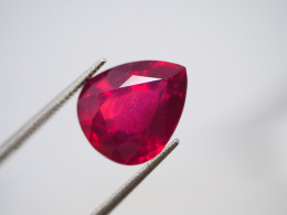 Rubin | 8,91ct | 13,34 x 11,14 x 7,07mm | Gruszka