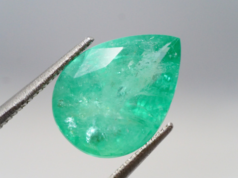 Szmaragd | 4,61ct | 13,39 x 9,71 x 7,06mm | Gruszka